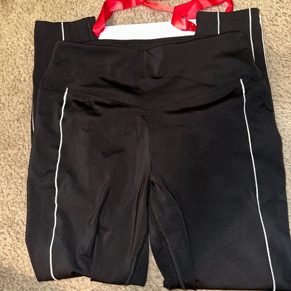 PINK Ultimate leggings with reflective strip - Picture 3 of 3